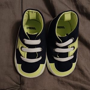Gymboree baby shoes
